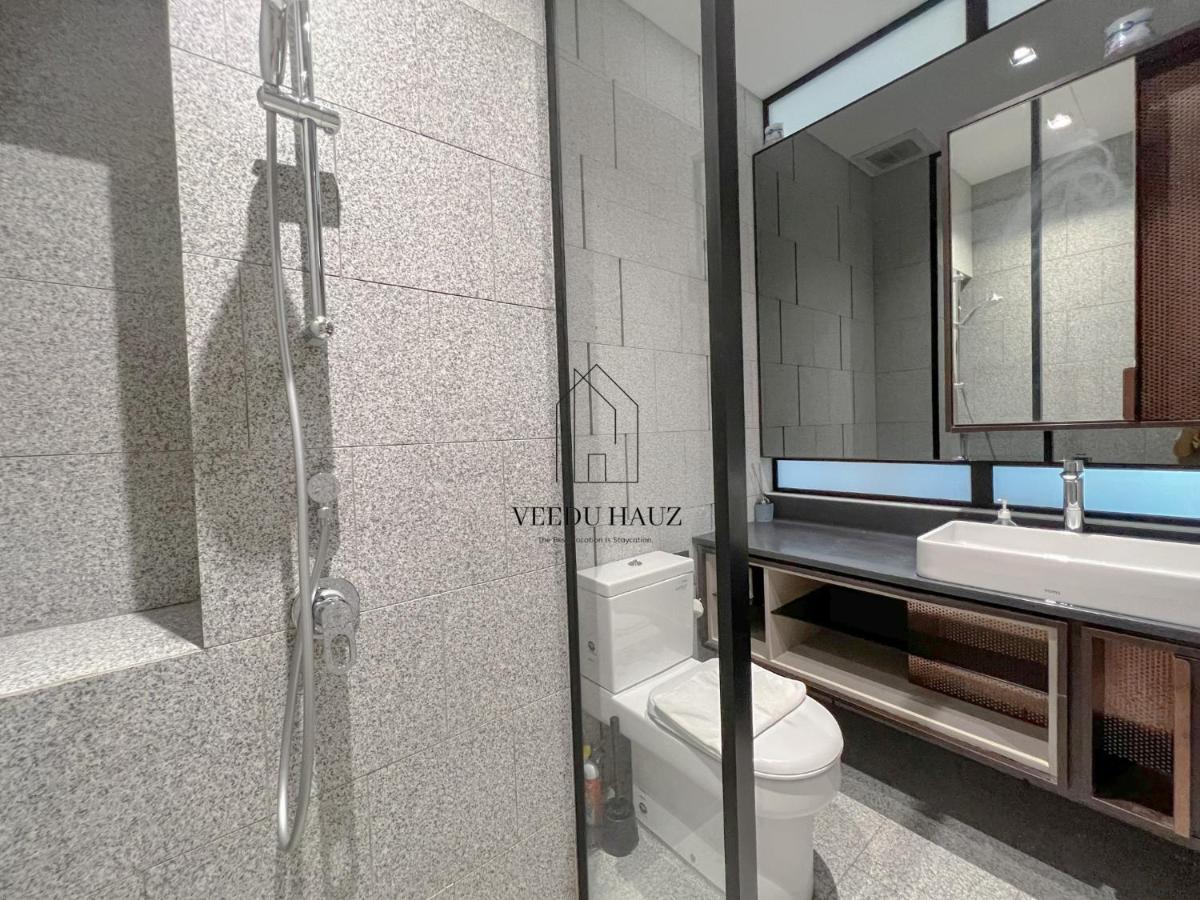 Scarletz Suites At Klcc By Veedu Hauz Kuala Lumpur Exterior photo